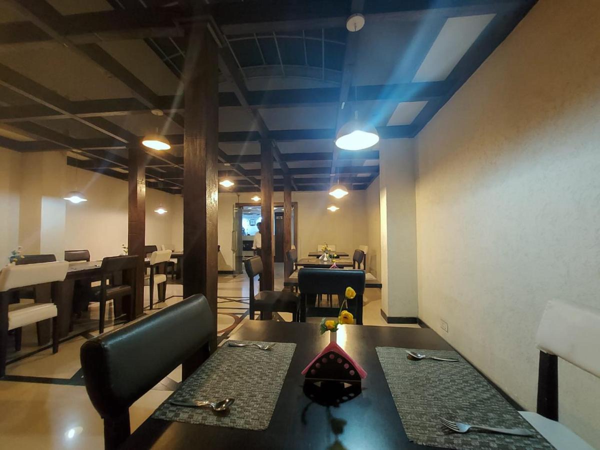 Orbit Hotel - Bagdogra 外观 照片