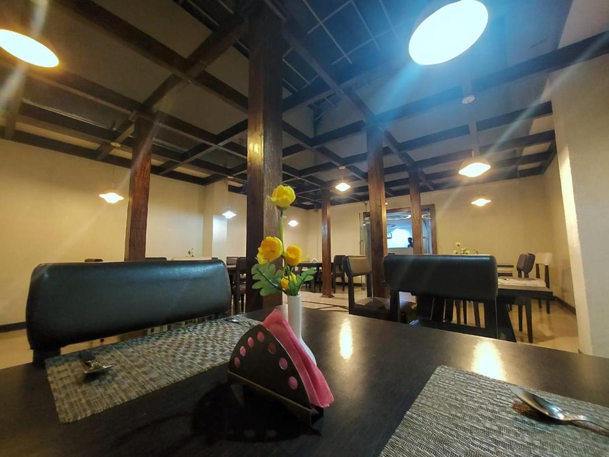 Orbit Hotel - Bagdogra 外观 照片